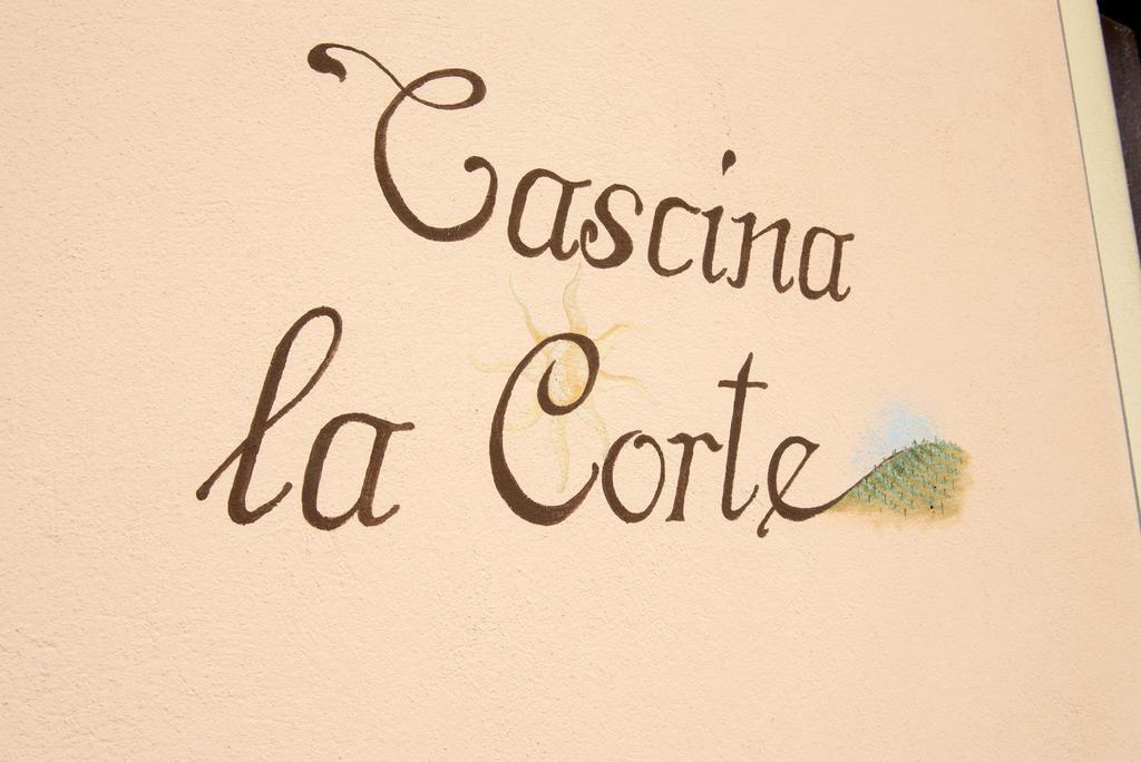 Cascina La Corte Bed and Breakfast Neive Buitenkant foto